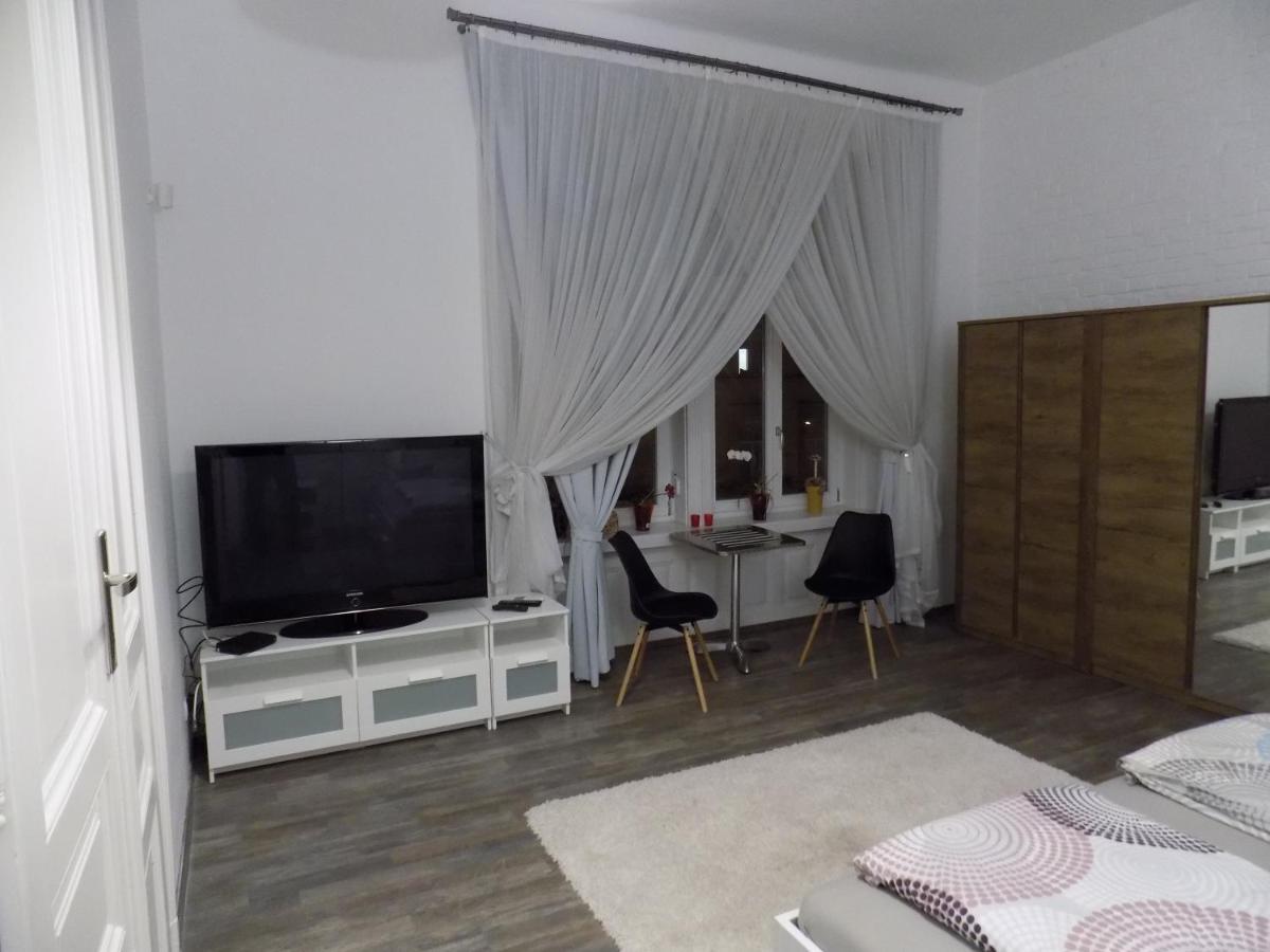 Czingu-Lak Apartment Miskolc Luaran gambar