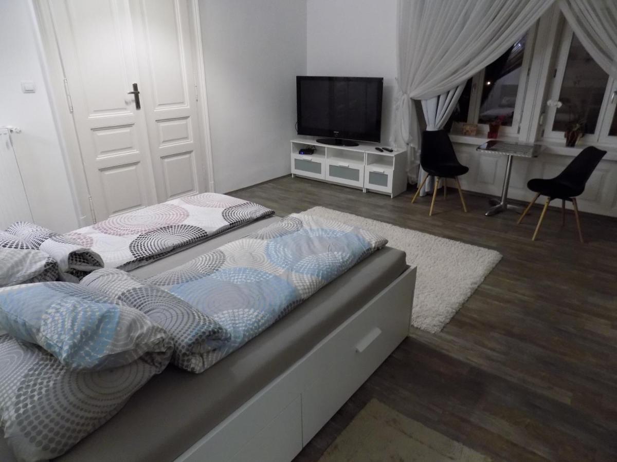 Czingu-Lak Apartment Miskolc Luaran gambar
